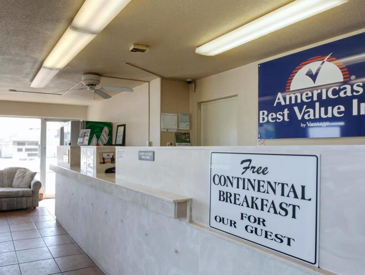 Americas Best Value Inn Alachua Bagian luar foto